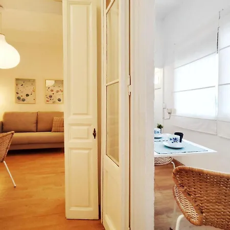 Acogedor Apartamento En Barcelona Forum Sant Adria *
