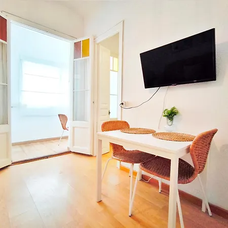 Acogedor Apartamento En Barcelona Forum Sant Adria